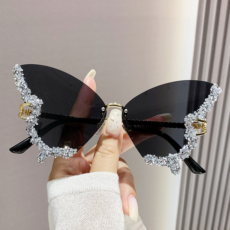 Butterfly Diamond Sunglasses – UV400 Protection, Oversized Metal Frame