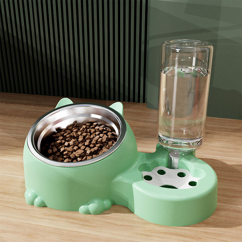 Dual bowl pet feeder