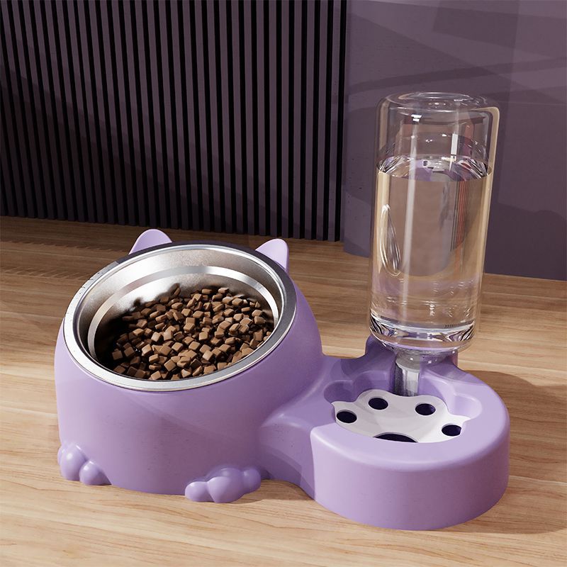 Dual bowl pet feeder