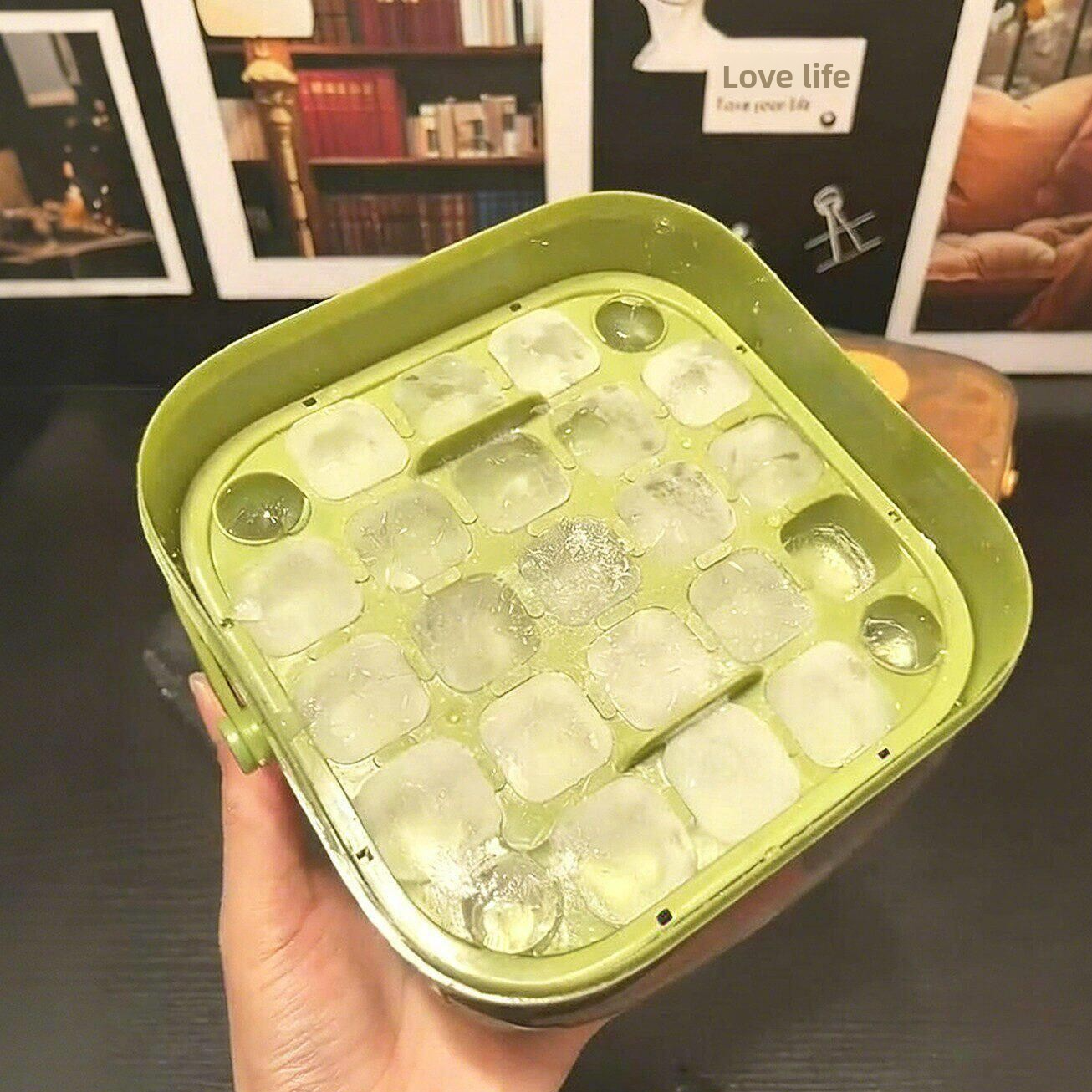 Press-Type Ice Cube Mold with Storage Box
