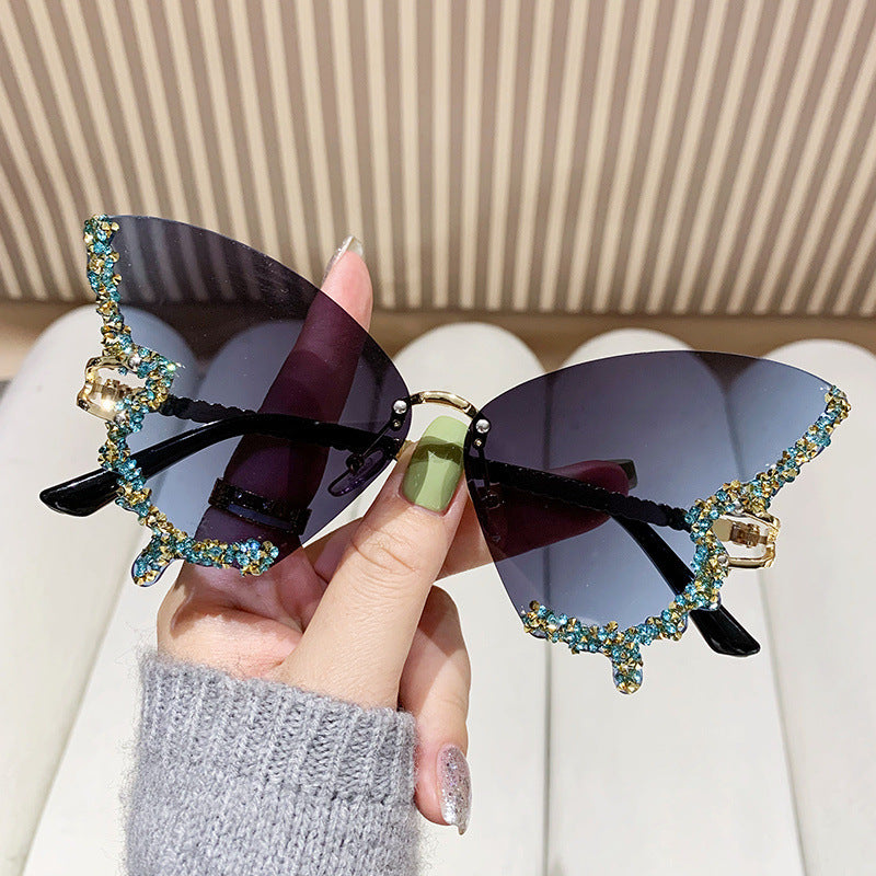 Butterfly Diamond Sunglasses – UV400 Protection, Oversized Metal Frame