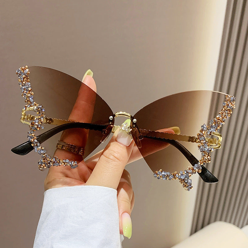 Butterfly Diamond Sunglasses – UV400 Protection, Oversized Metal Frame