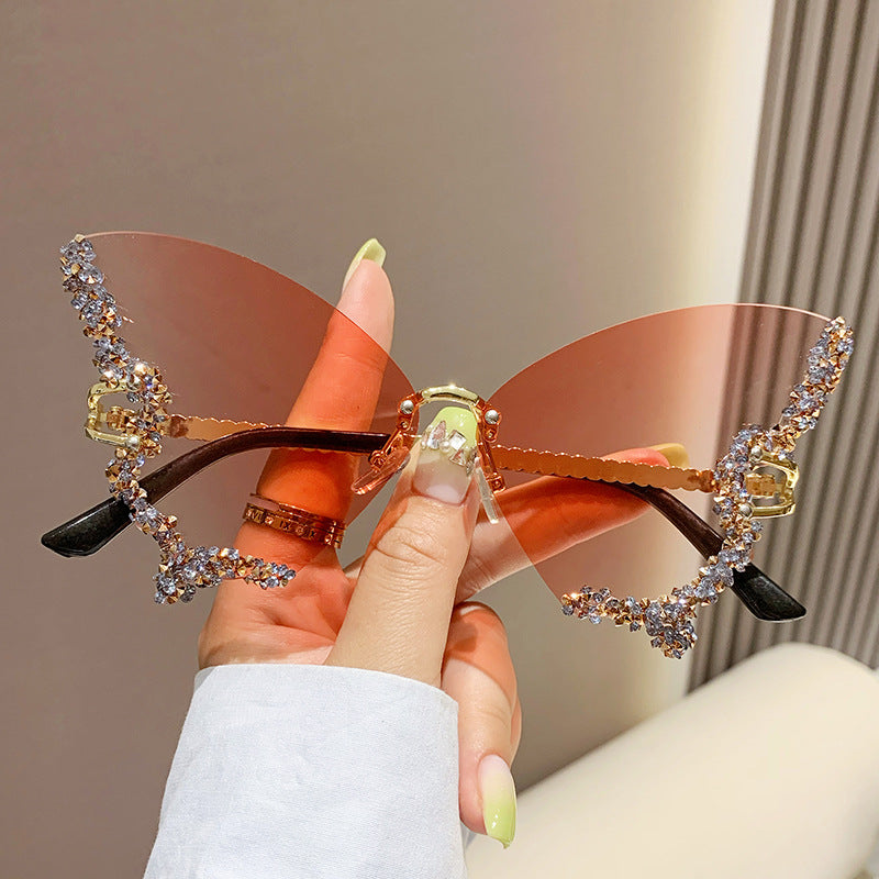 Butterfly Diamond Sunglasses – UV400 Protection, Oversized Metal Frame