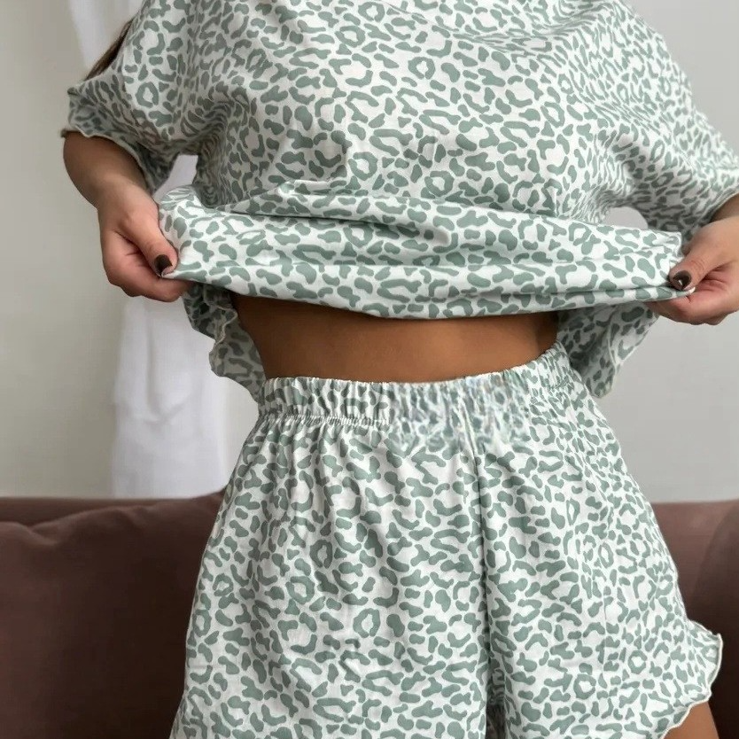 Women's Leopard Print Pajama Set
