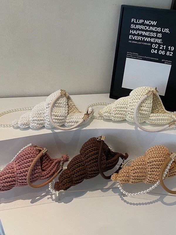 Woven Conch Shell Crossbody Bag
