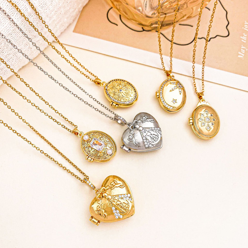Eight-Pointed Star Necklace