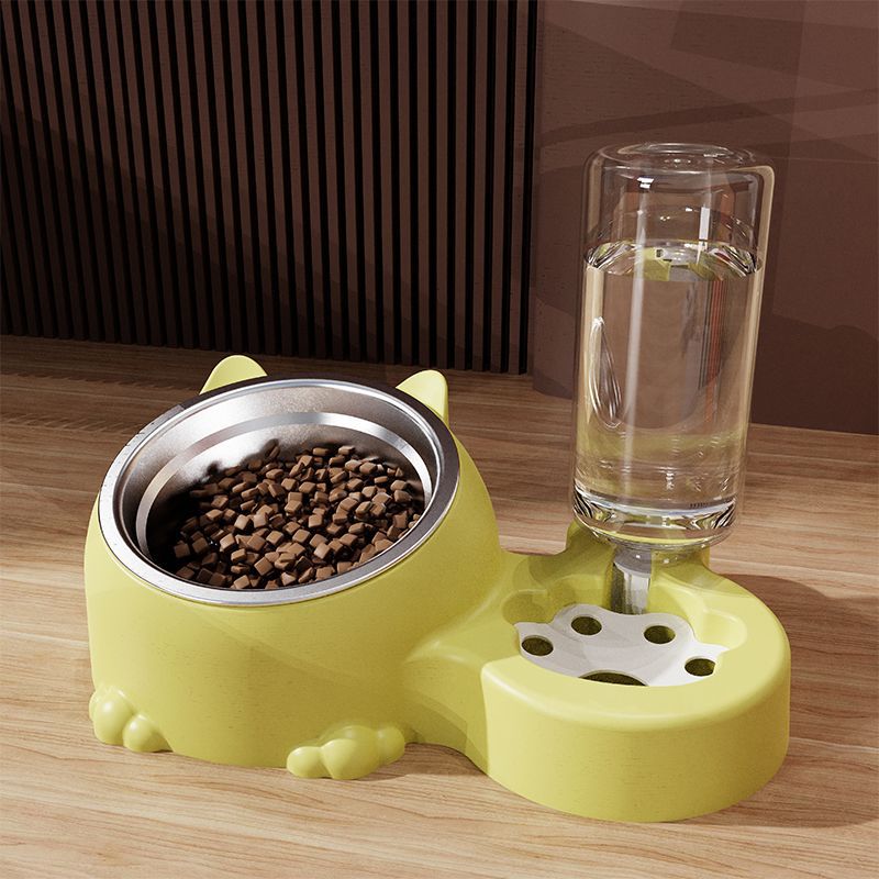 Dual bowl pet feeder